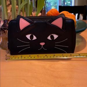 Adorable cat wallet